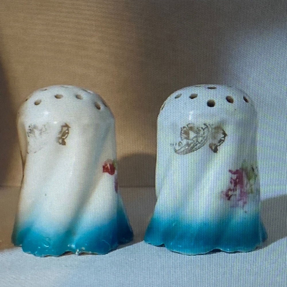 Vintage Ceramic Salt and Pepper Shakers
